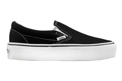 Calzado de senderismo para mujer Vans Classic Slip on