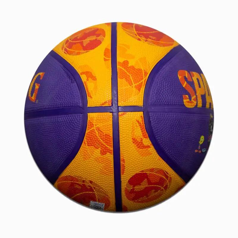 Ballon de basketball Spalding Tune Squad orange/violet taille 7 3/4