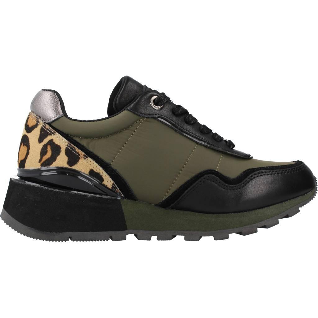 Sneakers Carmela Model 160137c Kleur Groen 4/5