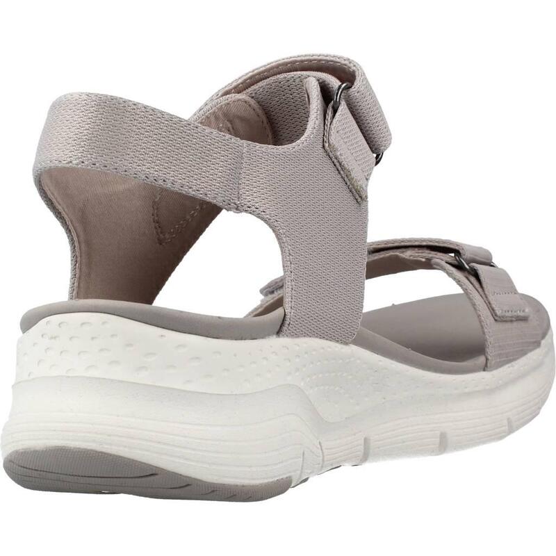 Sandalias Mujer Skechers Arch Fit Touristy Beis