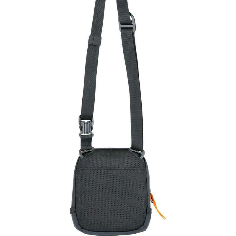 District 2 Messenger Bag - Black