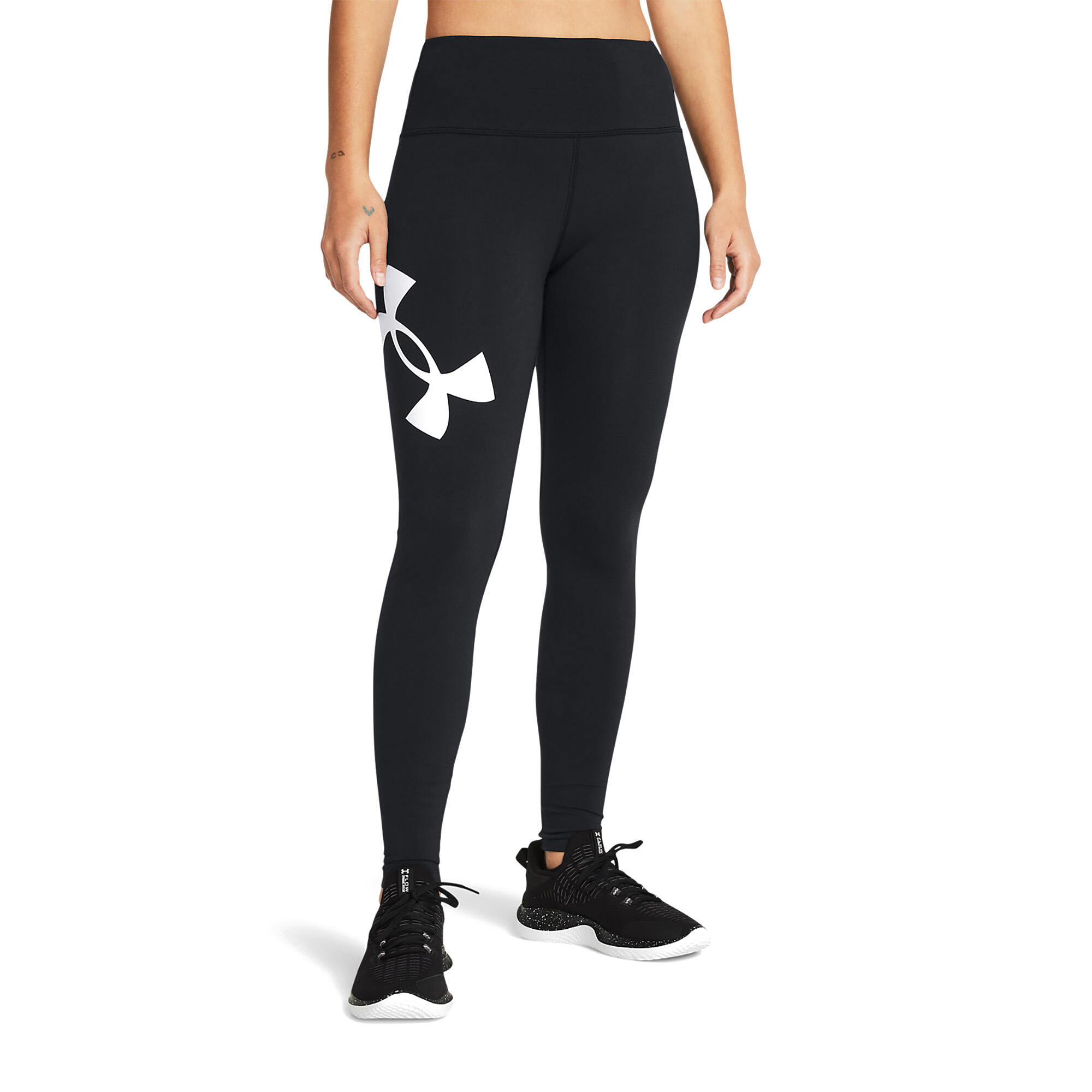 UNDER ARMOUR picture