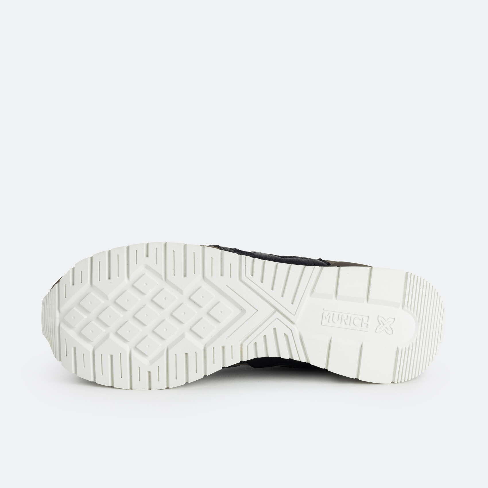 Turnschuhe Munich Modell 1699014 für frauen 4/5