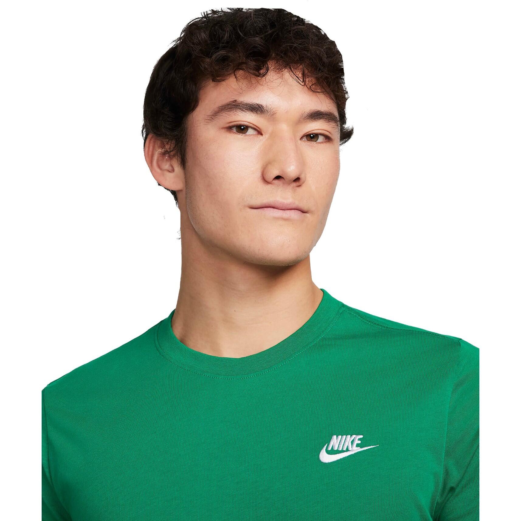 T-shirt uomo nike verde 3/4