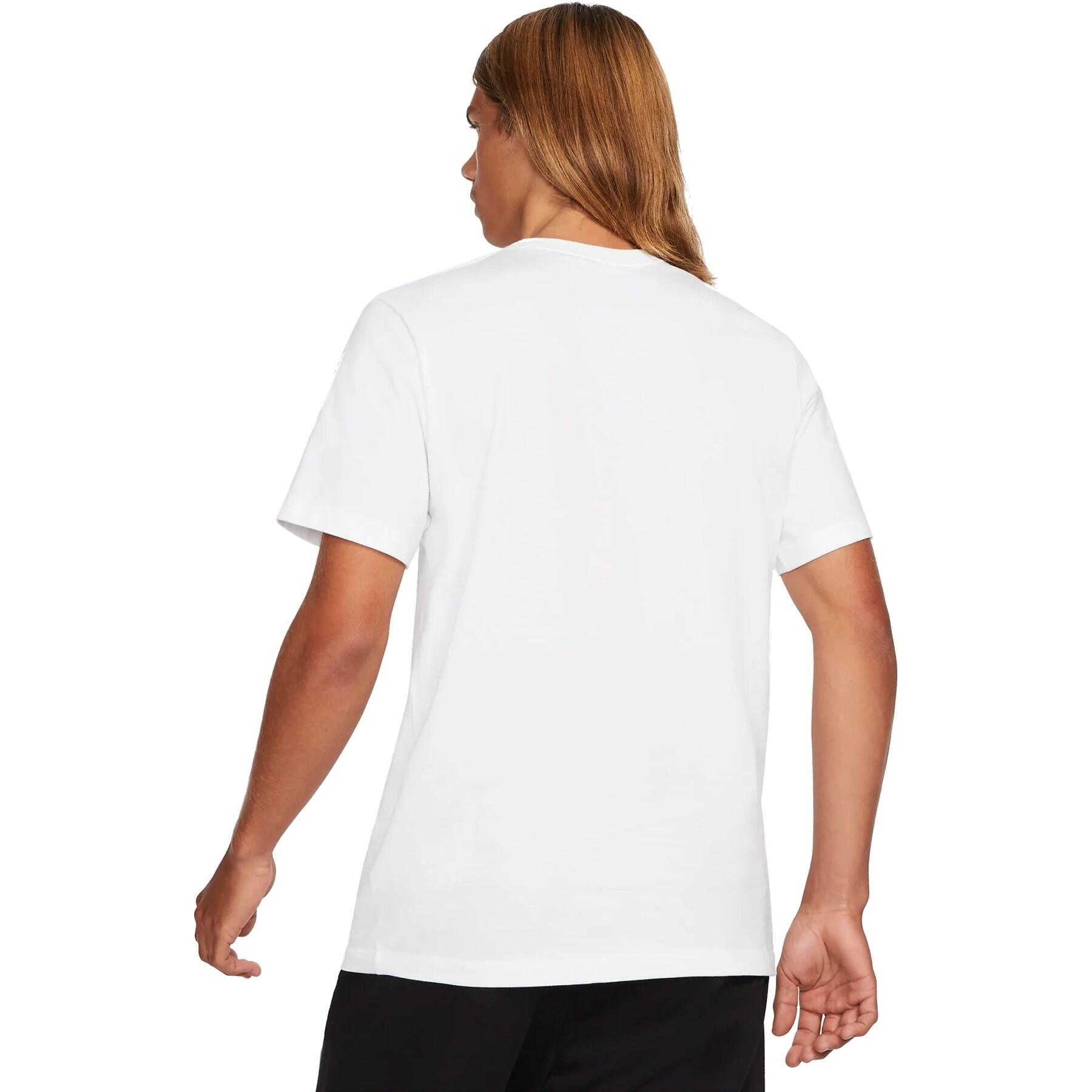 T-shirt uomo nike bianco 2/5