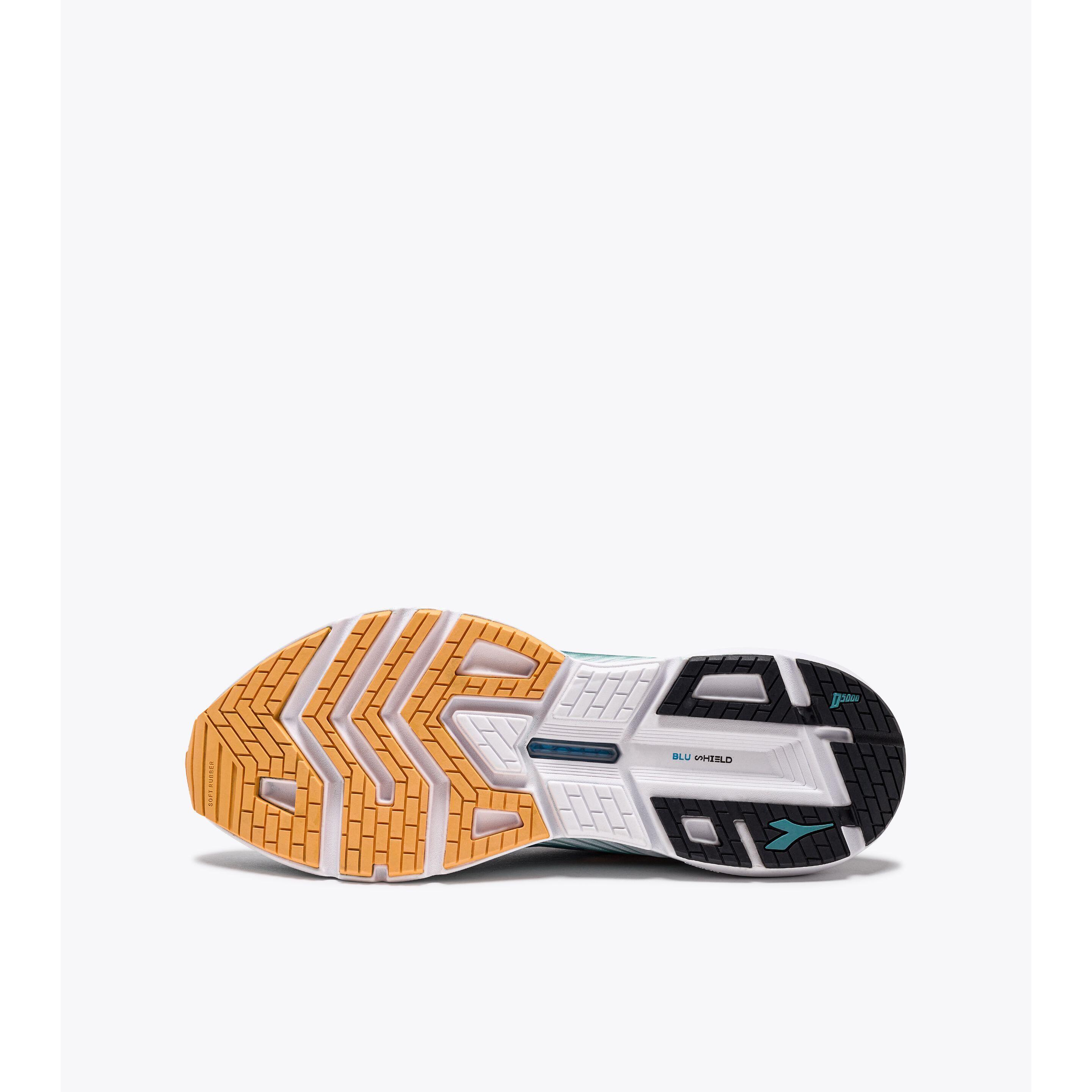 Chaussures de running Diadora Mythos Blushield Volo 4 4/5