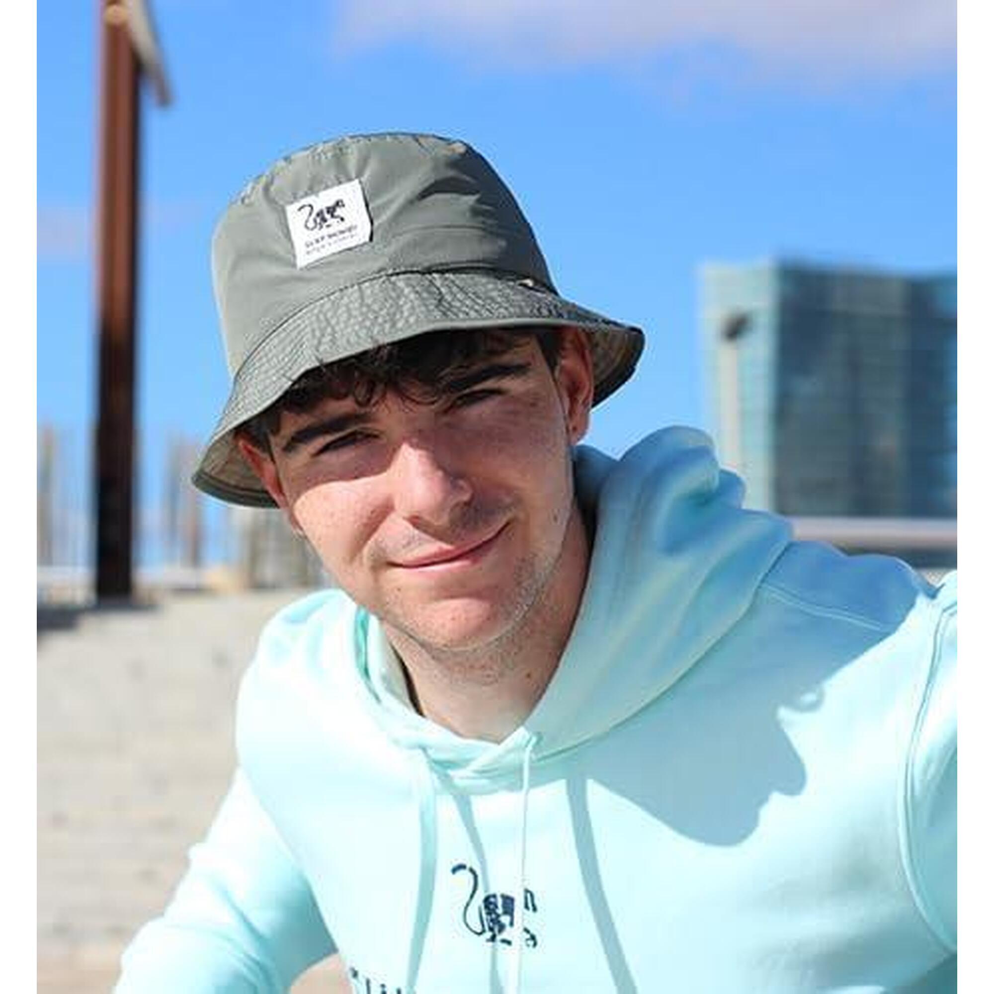 Bonnet - Recyclé-Imperméable-Réversible / Adulte / Taille Unique (Vert/Beige)