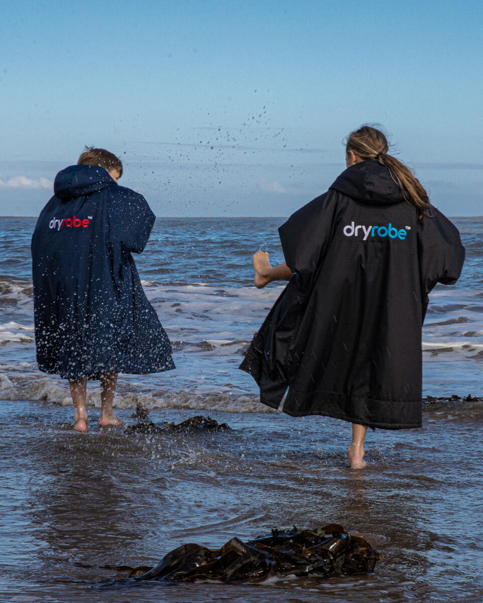 dryrobe Advance Kids Long Sleeve V3 Black Blue DRYROBE Decathlon