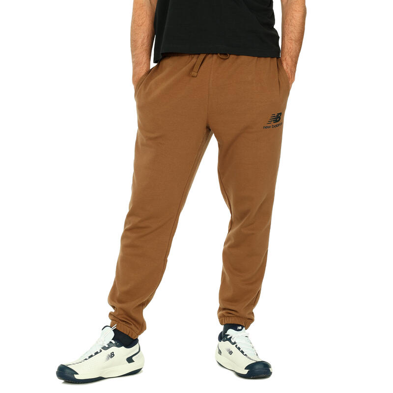 Pantalón New Balance Essentials Stacked Logo Mp31539