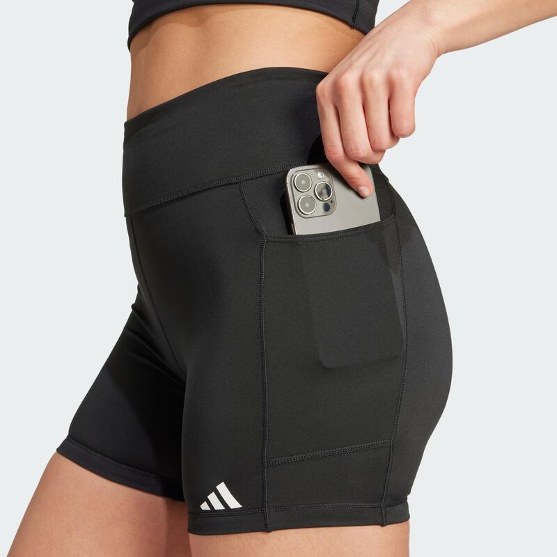 Legíny Own the Run Short