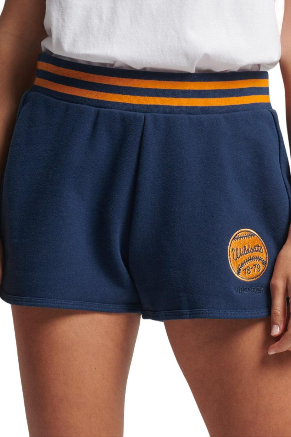 Pantaloni scurți de drumeție pentru femei Superdry Vintage Collegiate