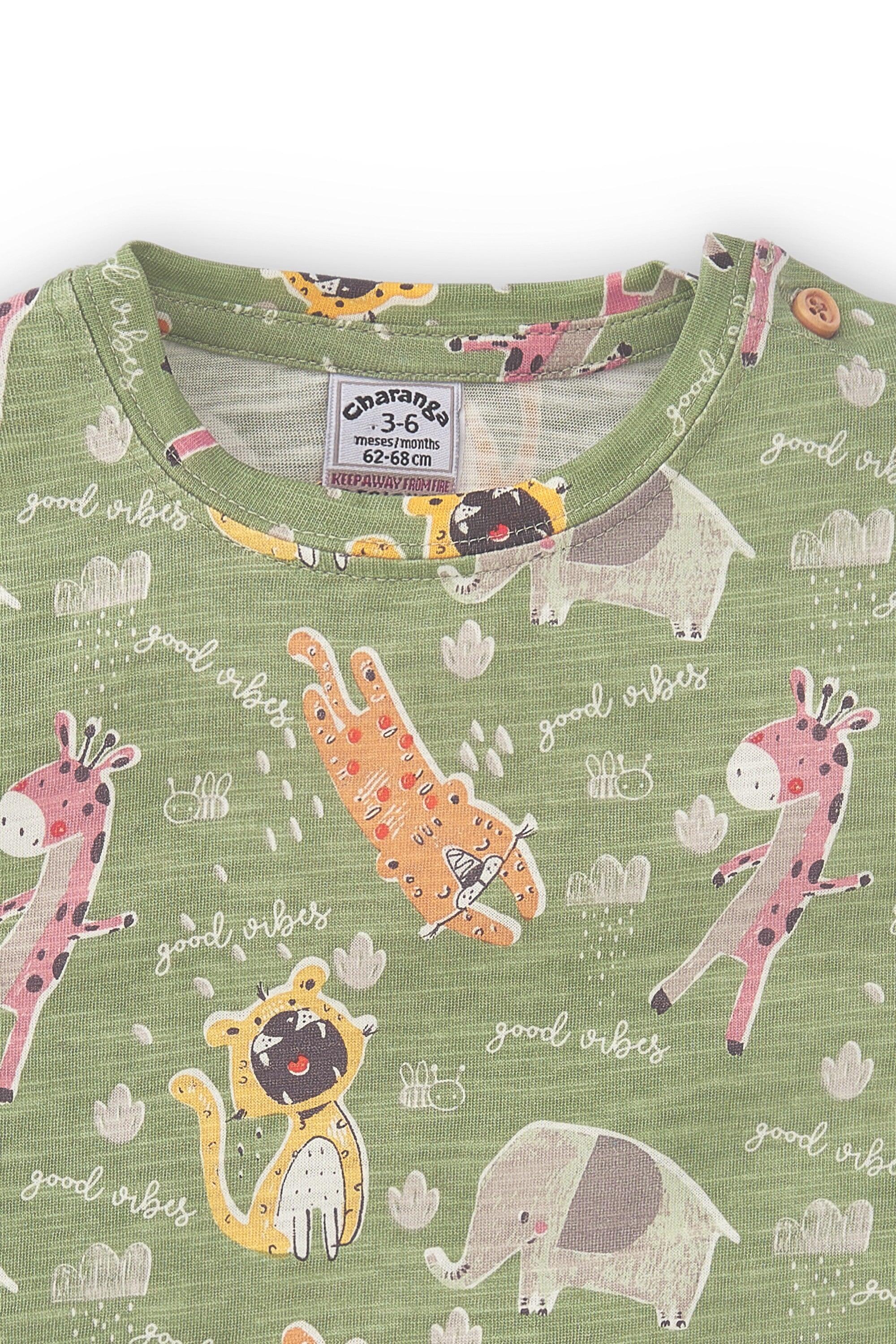 Camiseta verde estampada de animales de recién nacido 3/4