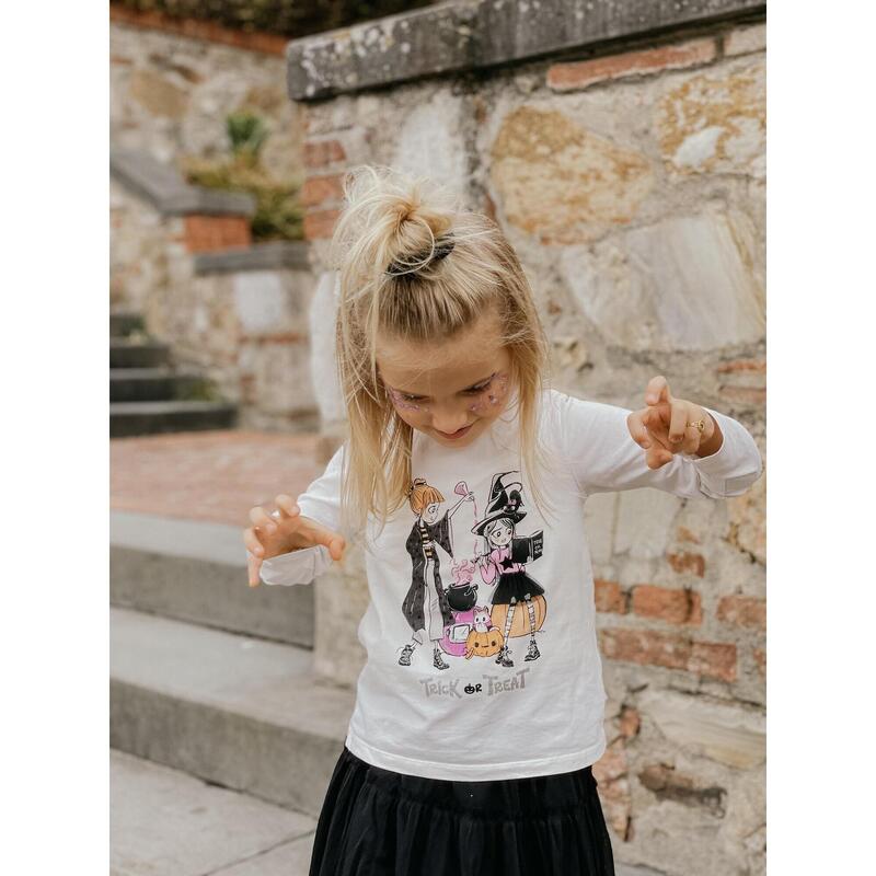 Charanga Camiseta de niña en color crudo con dibujo de brujas