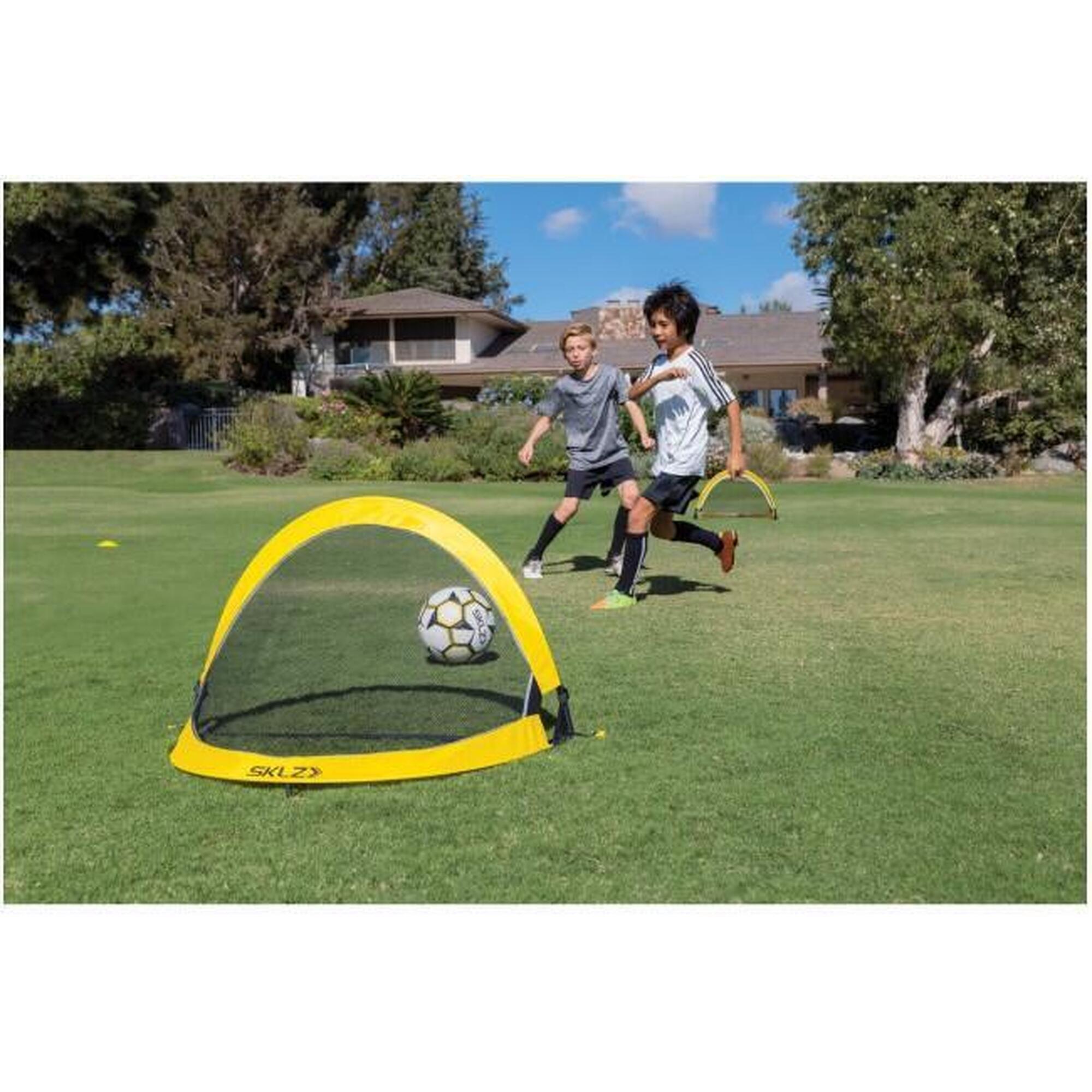 Skládací fotbalové branky SKLZ Playmaker, přenosné 2,5 ft