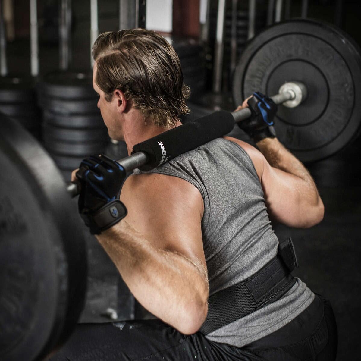 Squat pad: migliora il comfort durante il sollevamento pesi 3/5