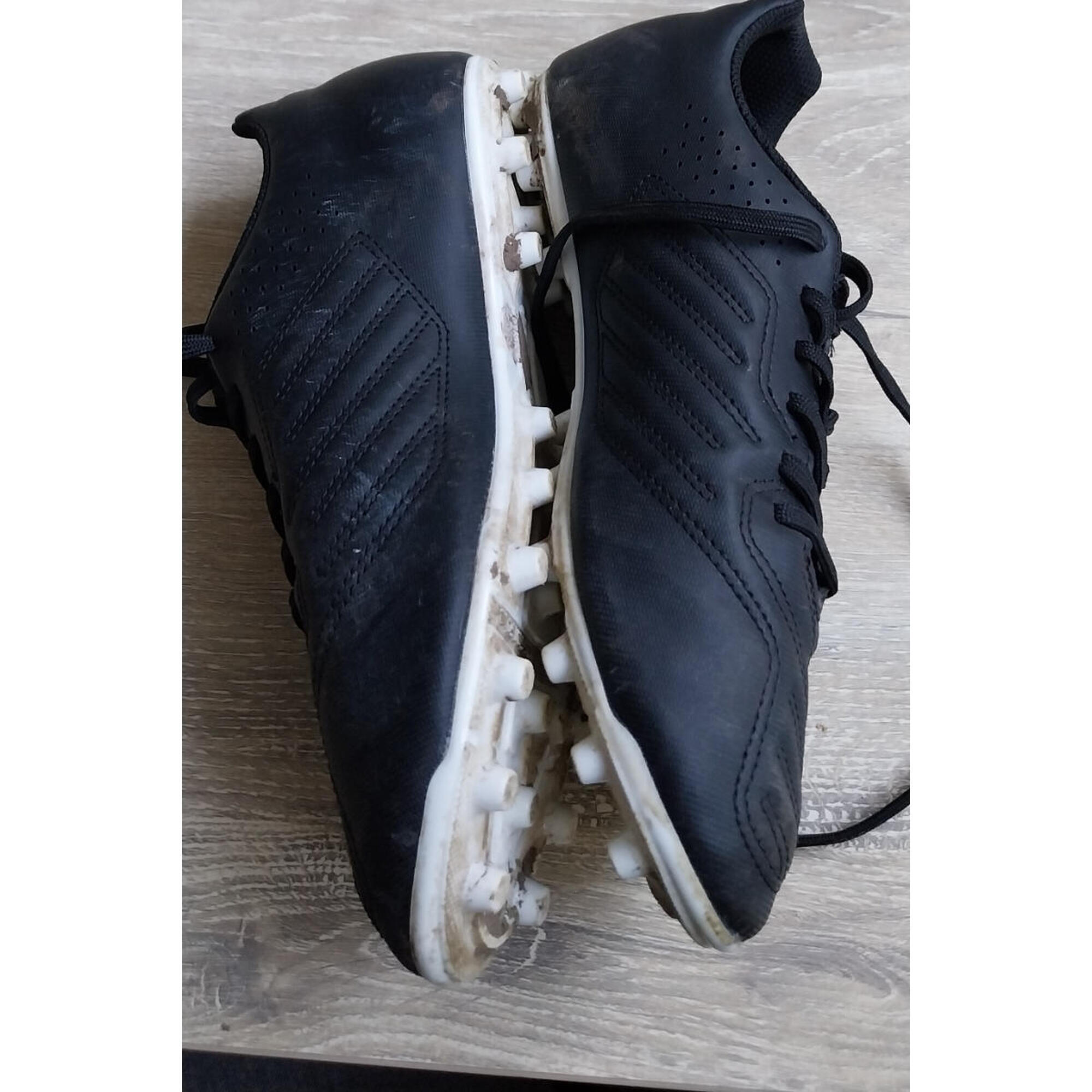 C2C - Chaussures de football taille 38