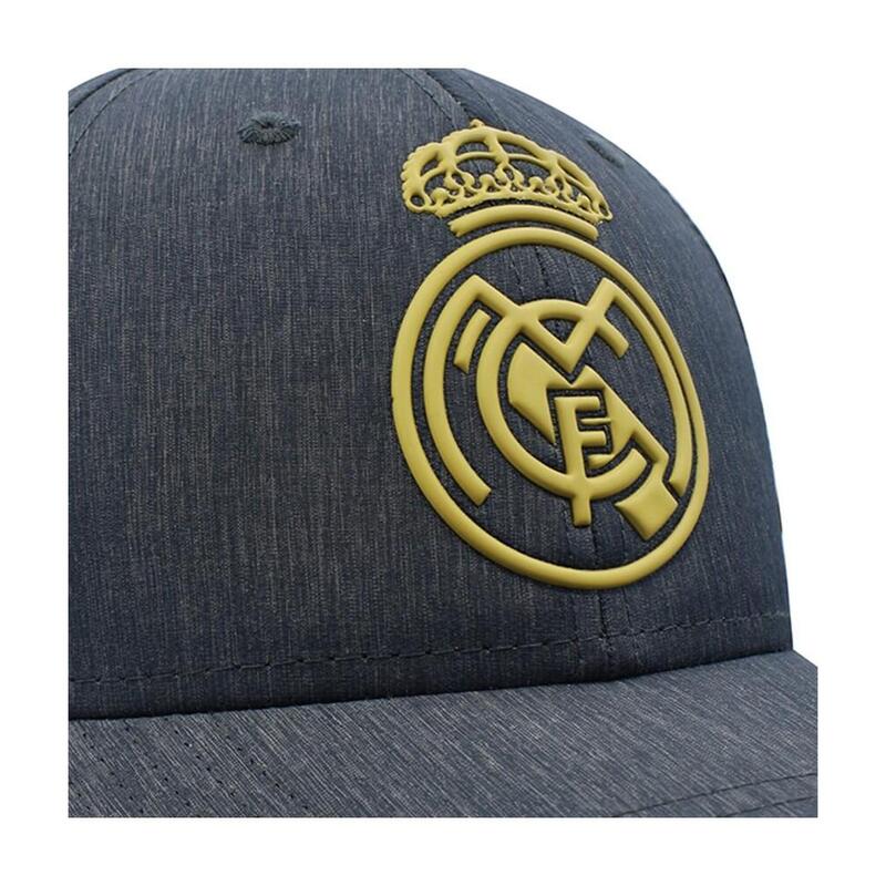 Fútbol Real Madrid Gorra Escudo En Relieve Color Azulmarino Talla Junior