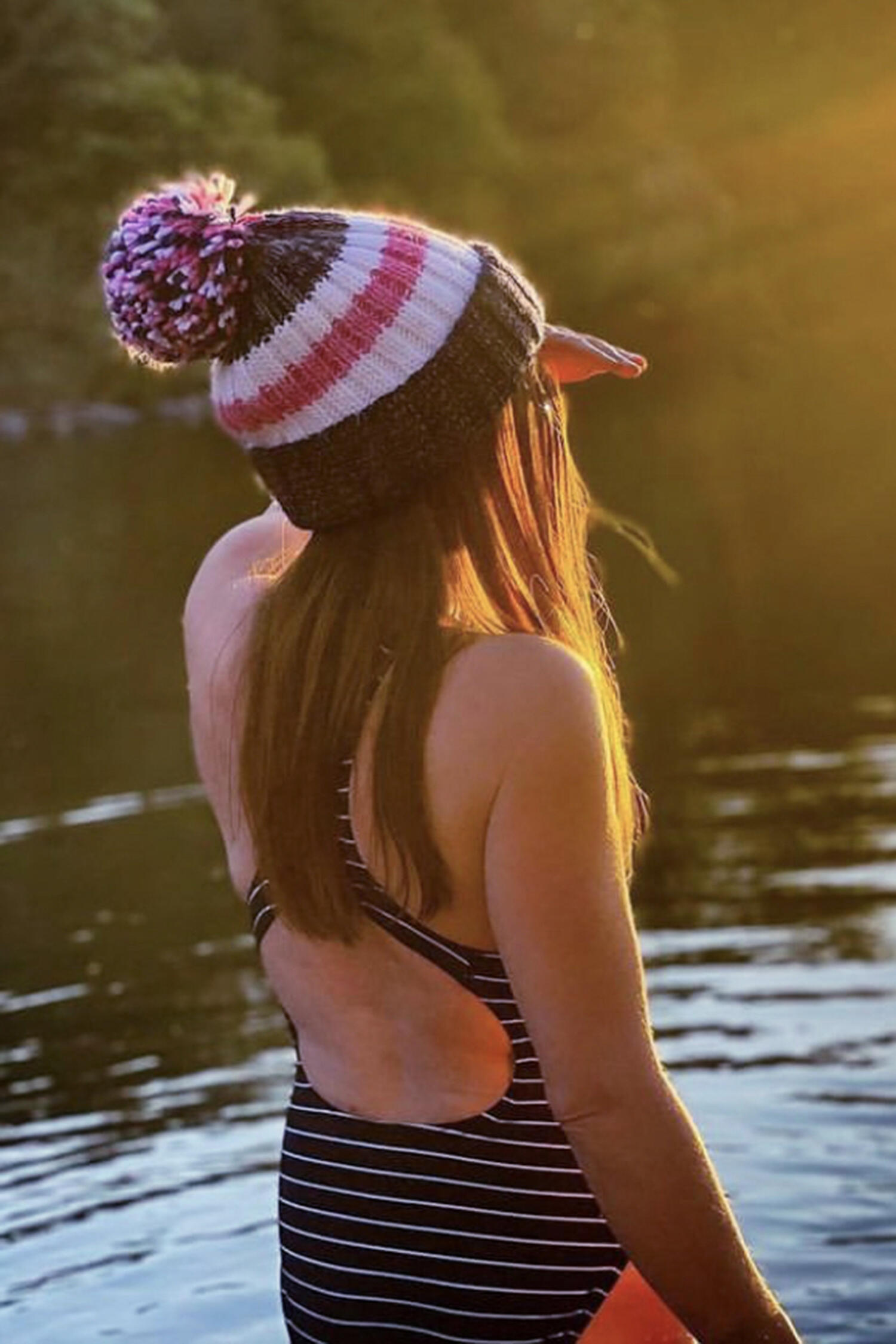 Navy Pink Super Bobble Hat 5/7