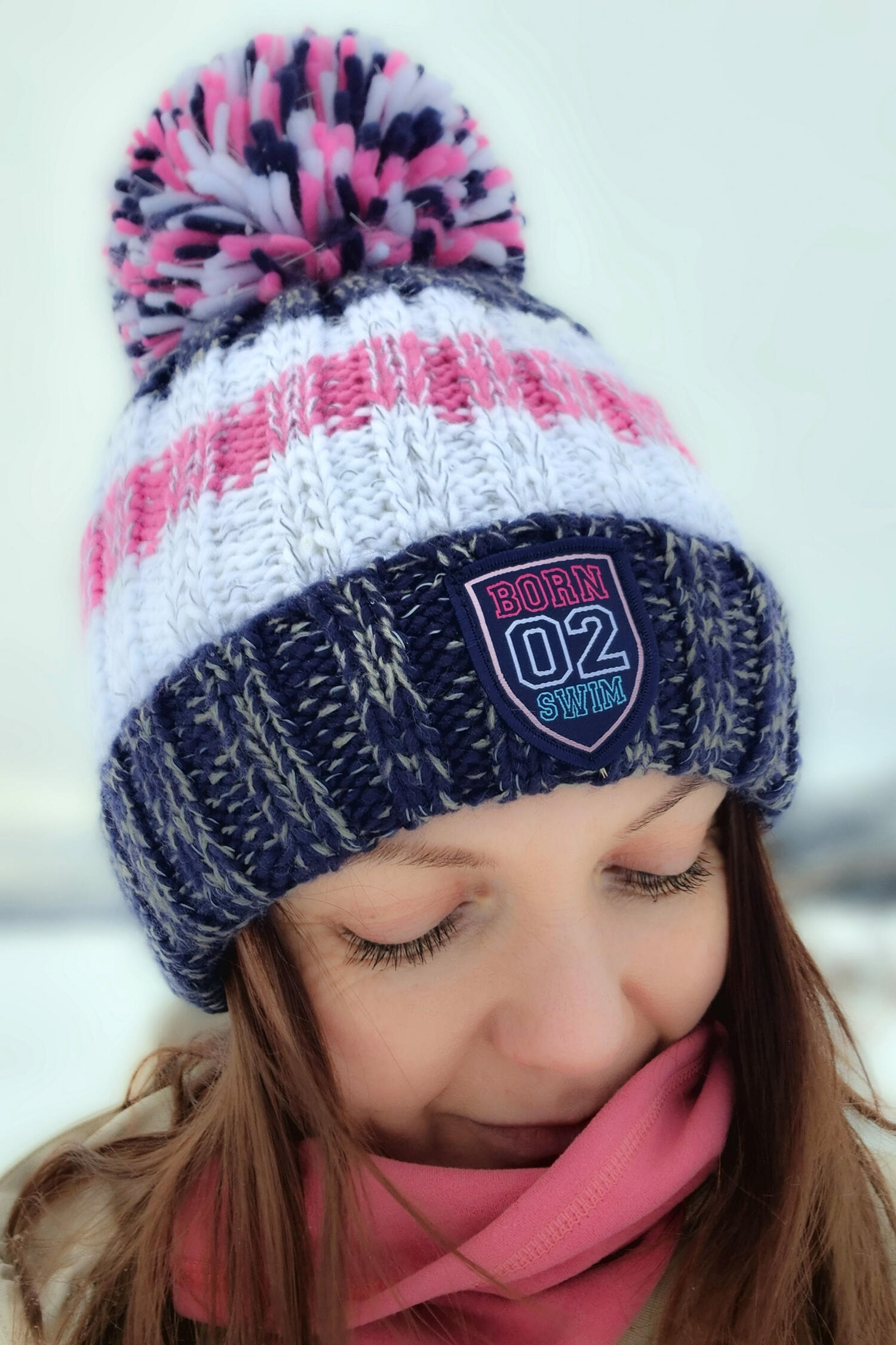Navy Pink Super Bobble Hat 3/7