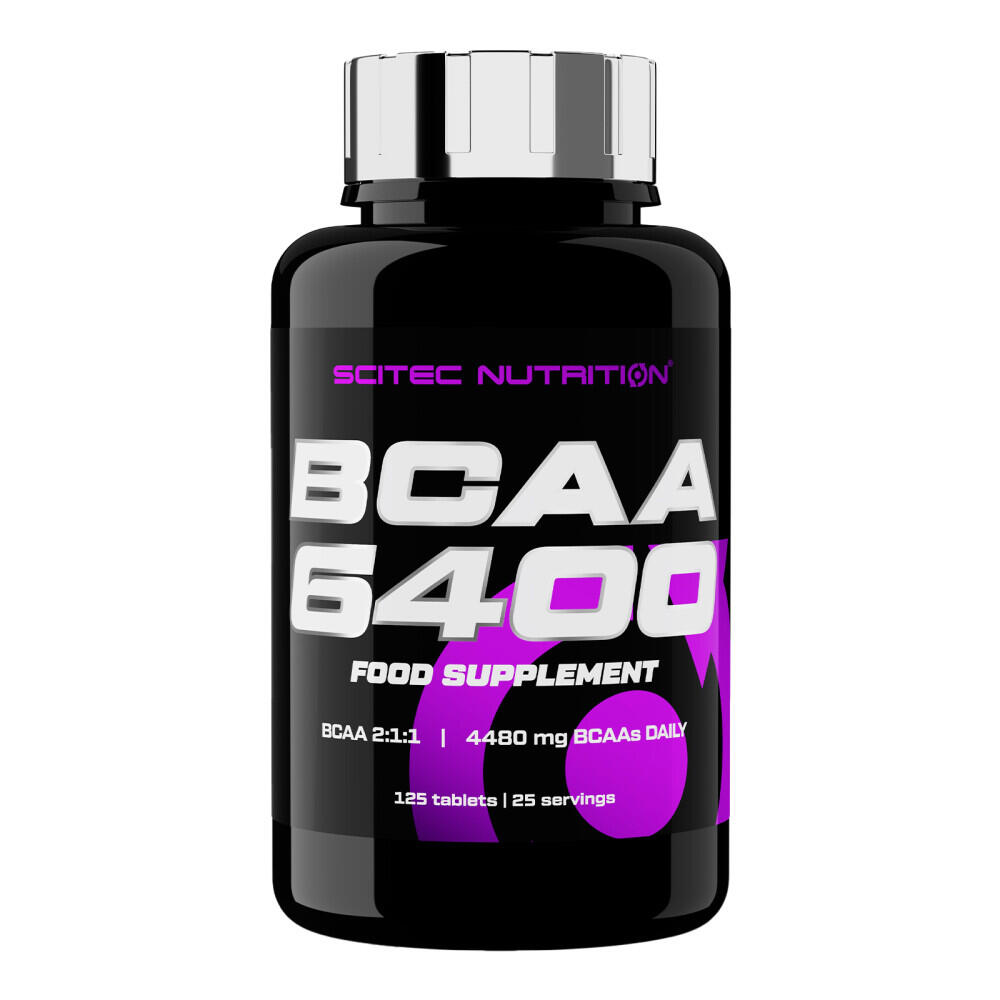 BCAA 6400 od Scitec Nutrition kombinuje leucin, isoleucin a valin v poměru 2:1:1