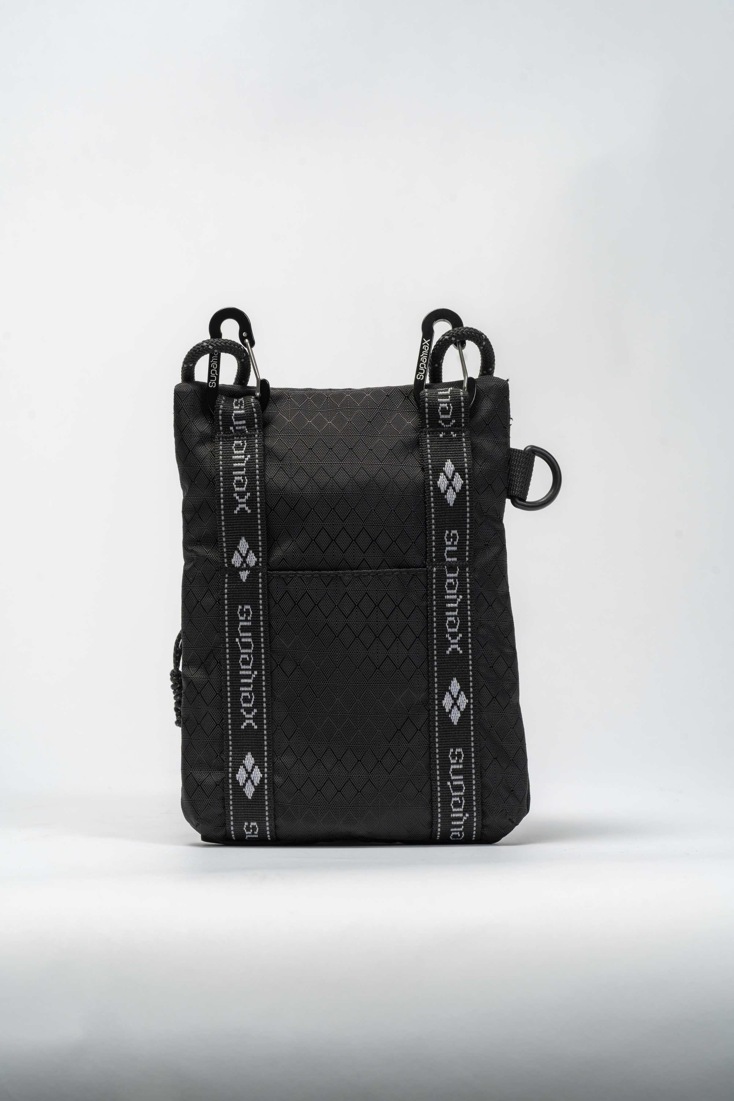 Valluat | SITTE BAG BLACK [正規品/関税込] セール】外ポケットスクエアショルダーバッグ（ショルダーバッグ