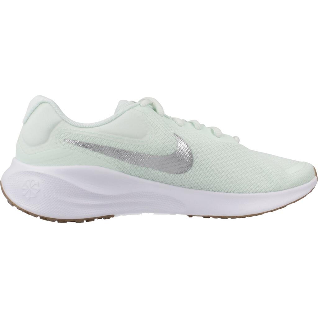 Baskets Nike Modèle Revolution 7 Couleur Vert 4/5