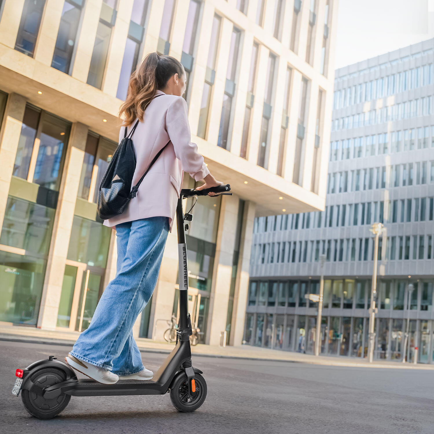 Bluewheel E-Scooter IX250 | 350W Heckmotor bis zu 20 km/h | Faltmechanismus 5/8