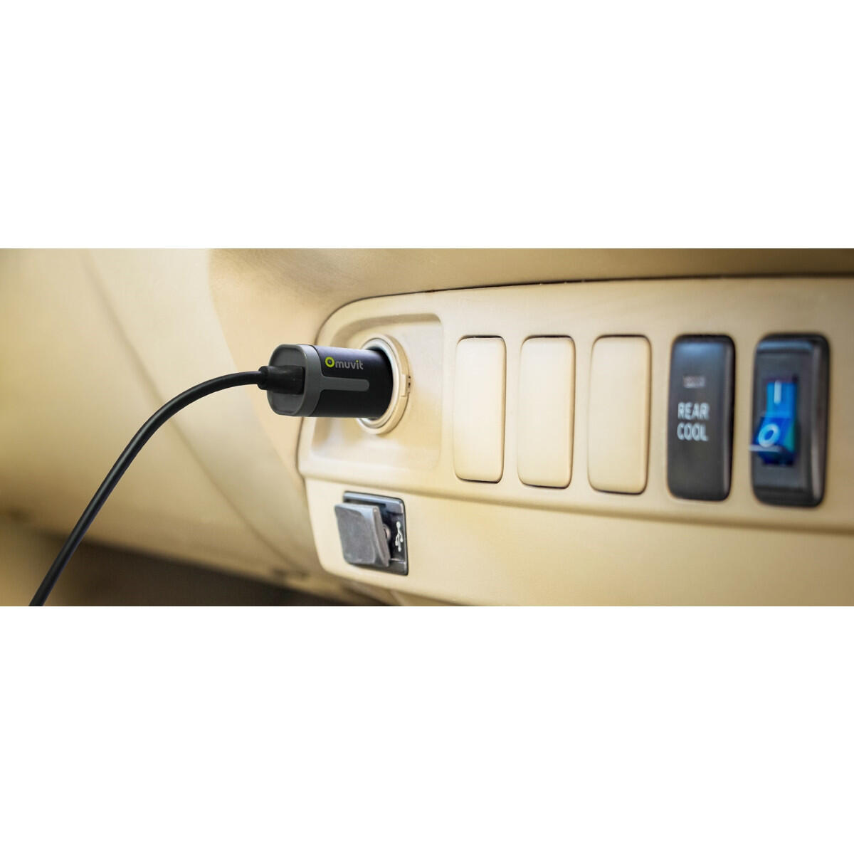 muvit cargador coche Lightning MFI 2.4A cable rizado 1,8m negro 2/2