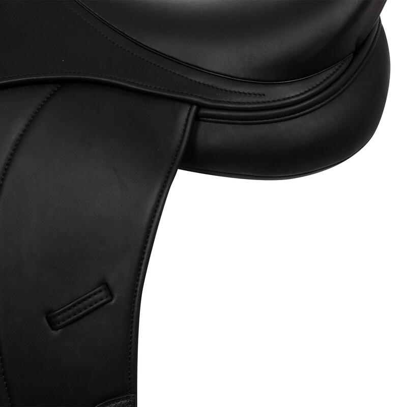 Selle de dressage Warendorf en cuir doublé