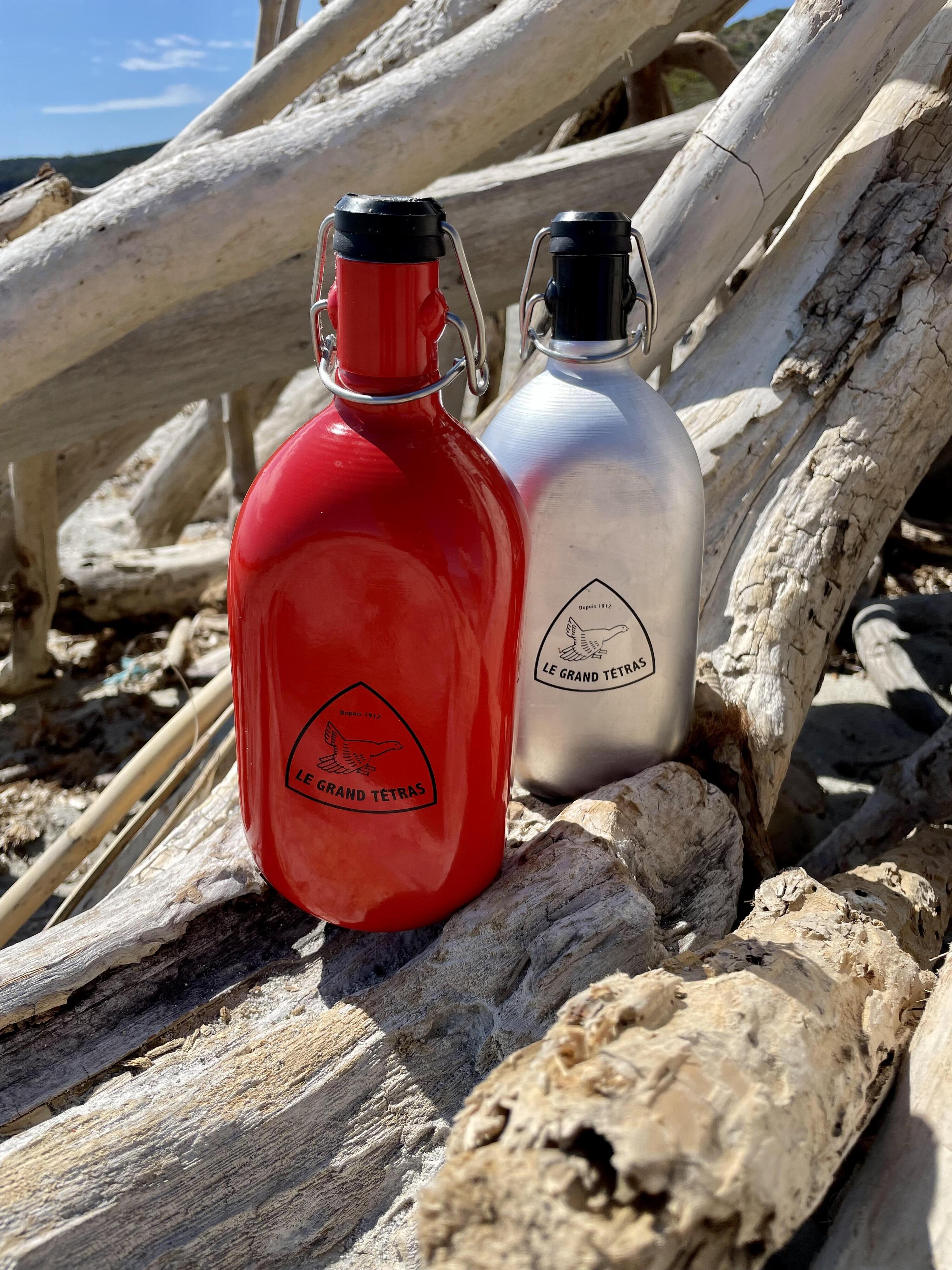 Le Grand Tétras : Gourde randonnée vintage, camping