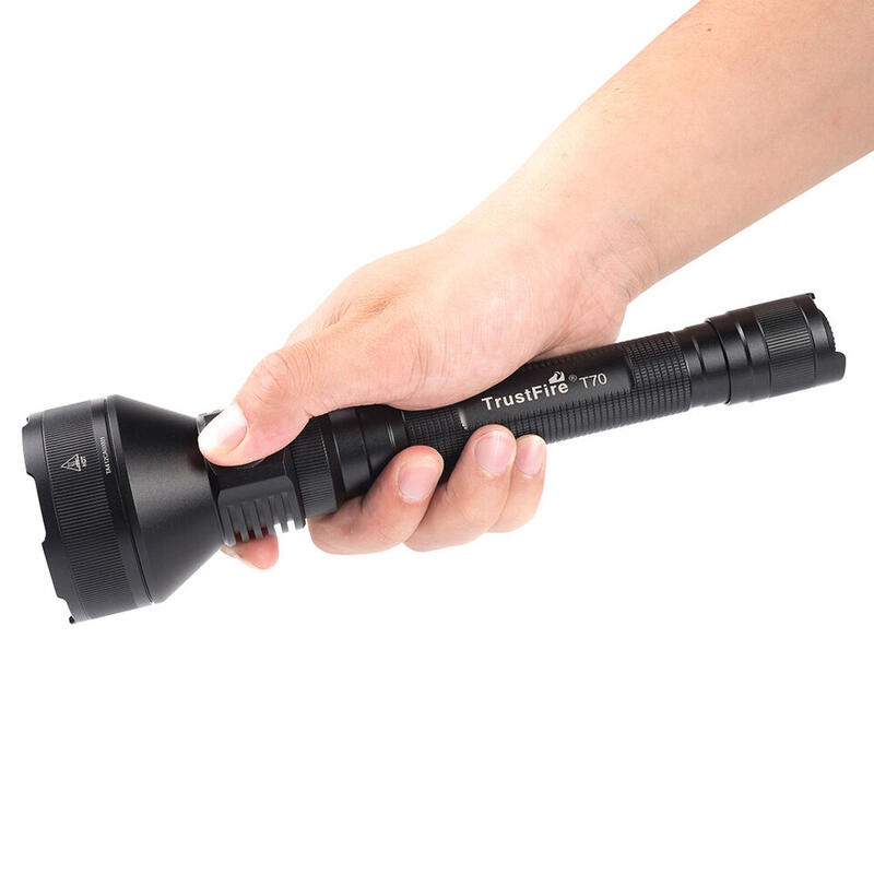 Kit lanterna de vânătoare TrustFire T70, 2300 rază 1000 m, reincărcabiă