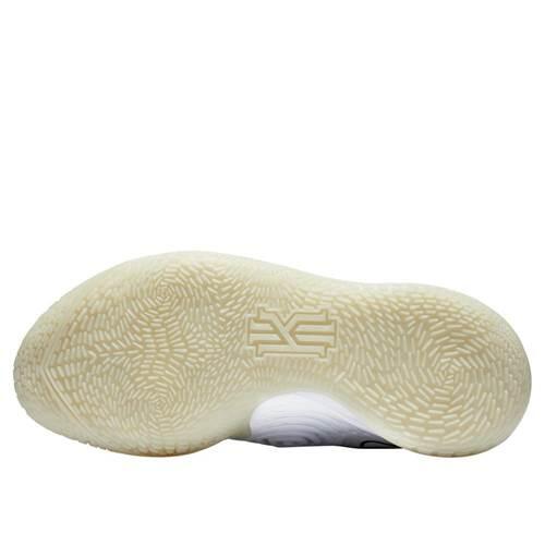 Scarpa basket uomo Nike Kyrie 3 5/5