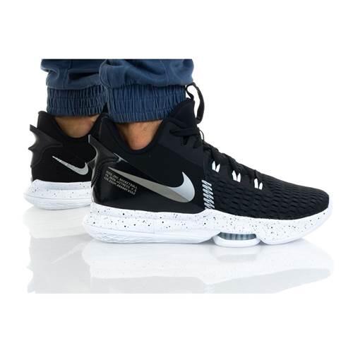 Chaussures basketball hommes Nike Lebron Witness 5 2/5