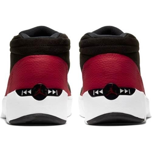 Buty koszykarskie męskie Nike Air Jordan Team Showcase