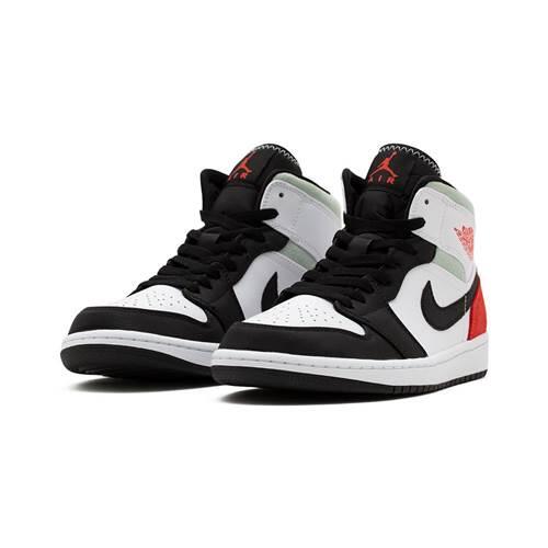 Scarpa universali uomo Nike Air Jordan 1 Mid SE 4/5