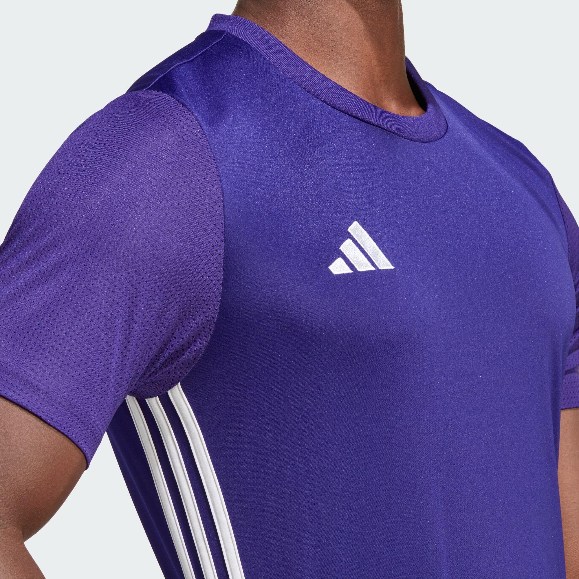 Tabela 23 Voetbalshirt 4/7