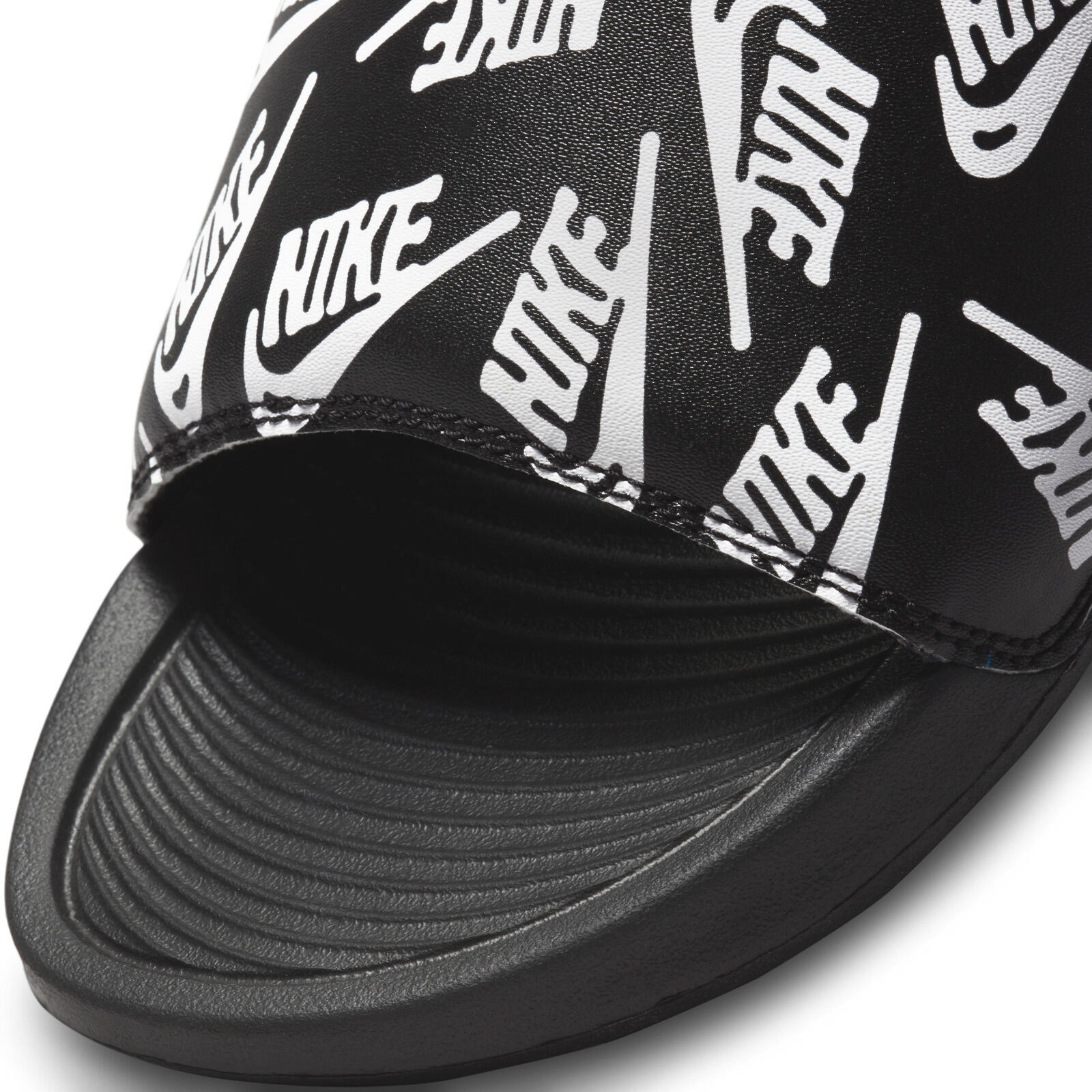 Tongs Nike Victori One Slide Print, Noir, Hommes 5/7