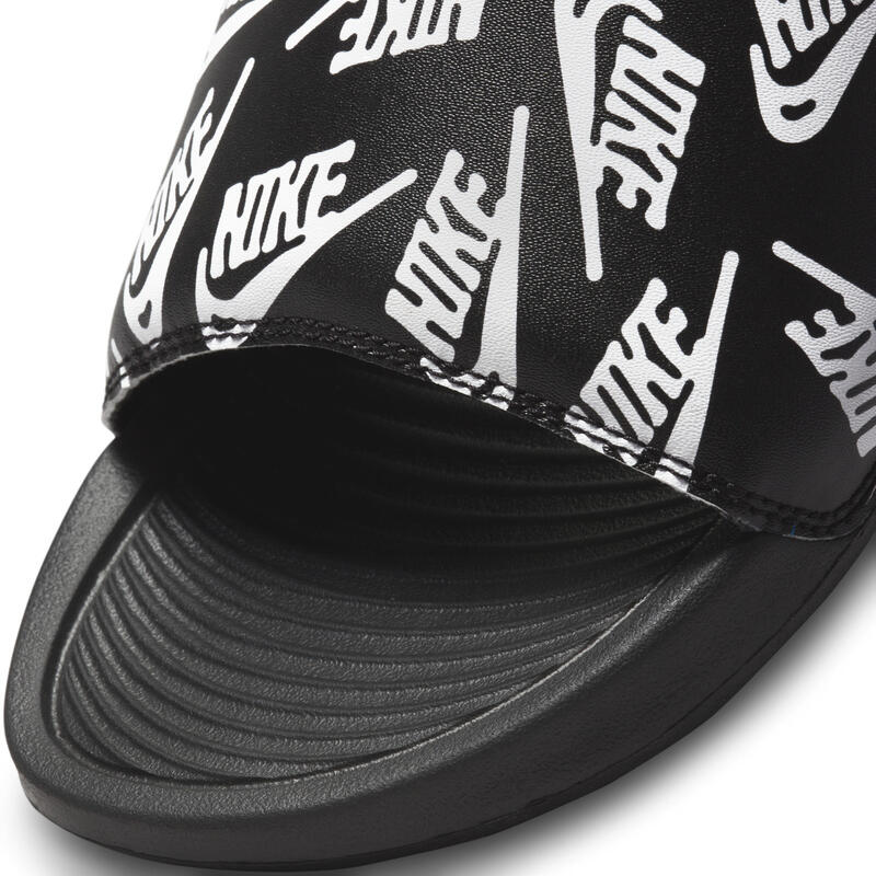 Flip papucs Nike Victori One Slide Print, Fekete, Férfiak