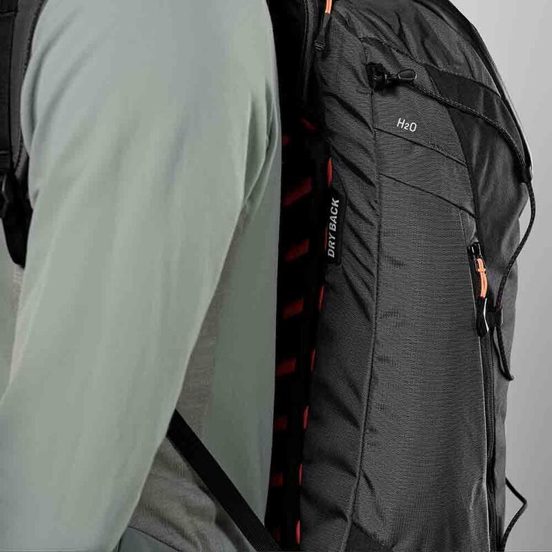 Puez 25L 登山健行背包 25L - 黑色