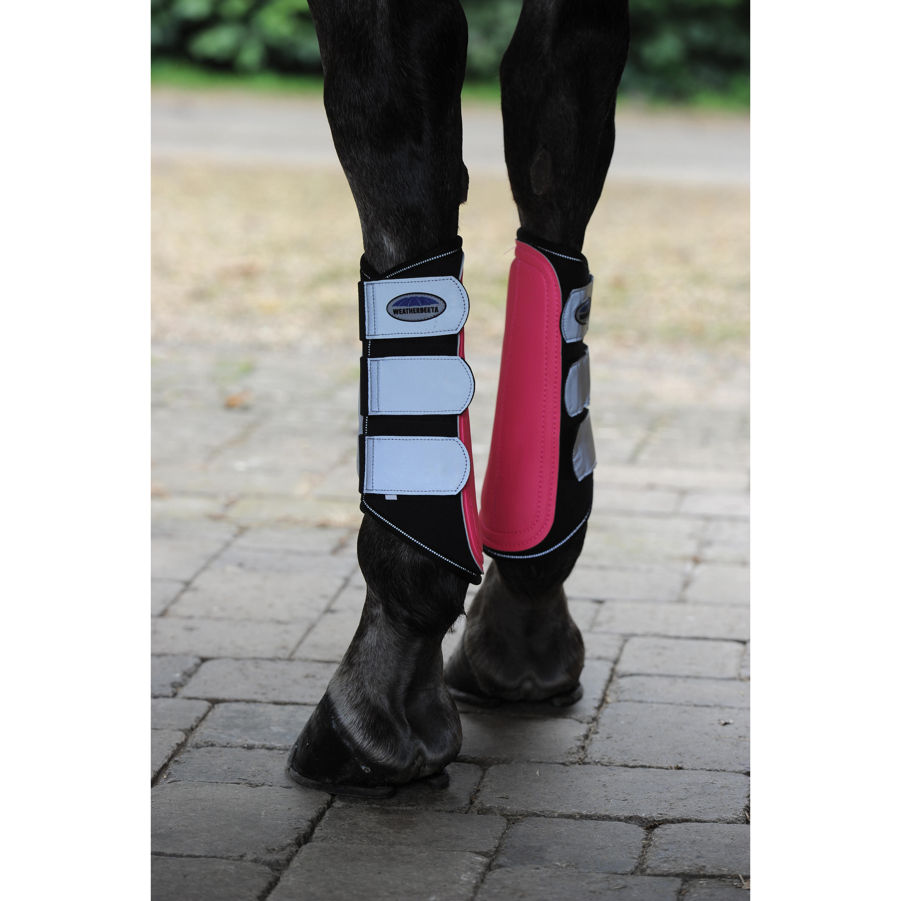 Protectores reflectantes de un solo cierre Weatherbeeta 3/3