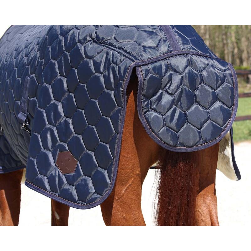 Couverture d'écurie pour cheval QHP Classy 100g