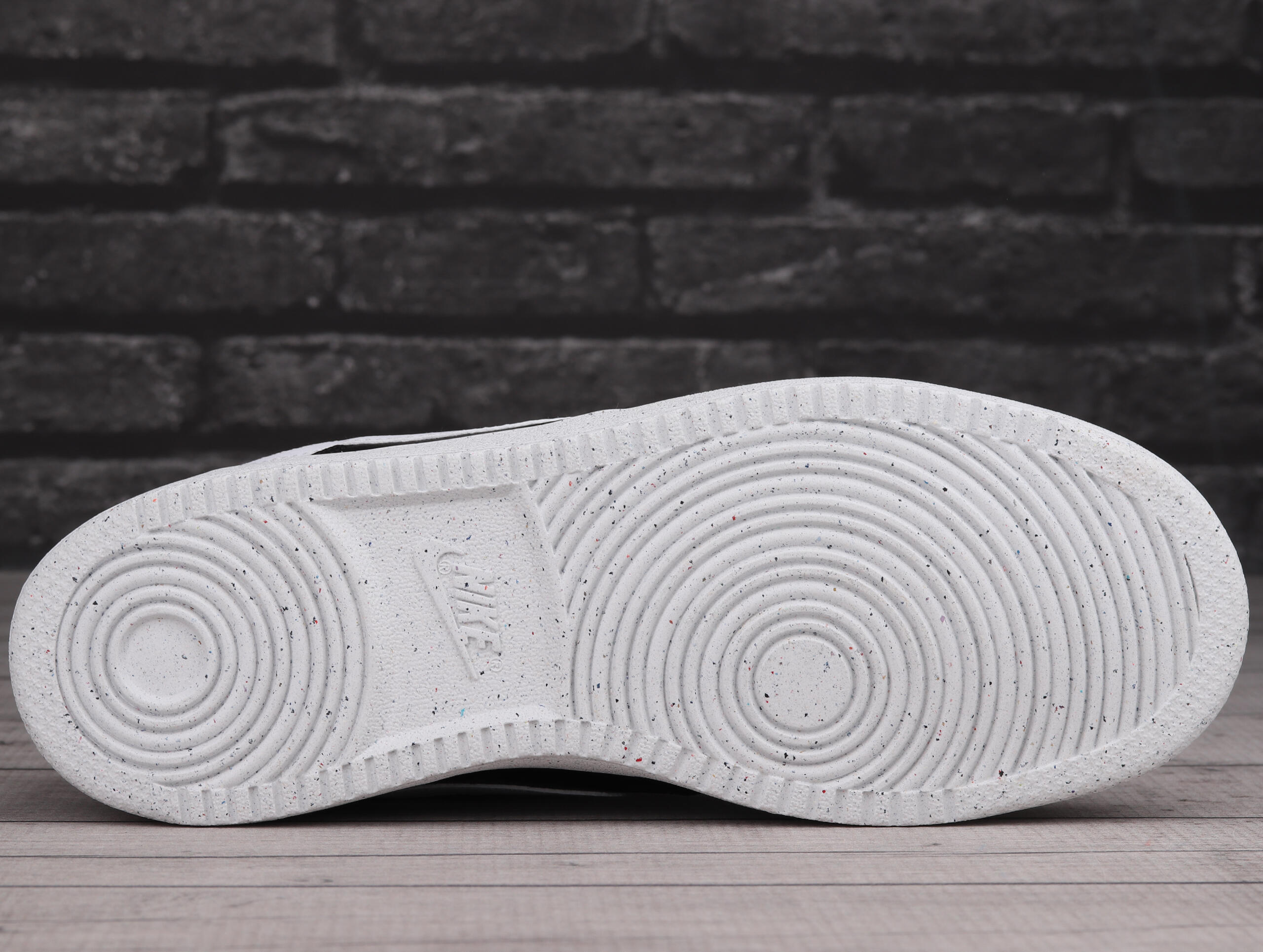 Zapatillas NIKE  Court Vision Low Negro 4/7