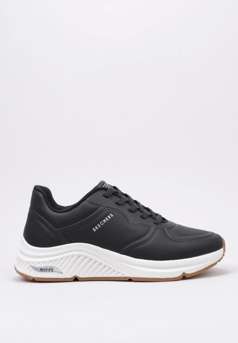 SKECHERS picture