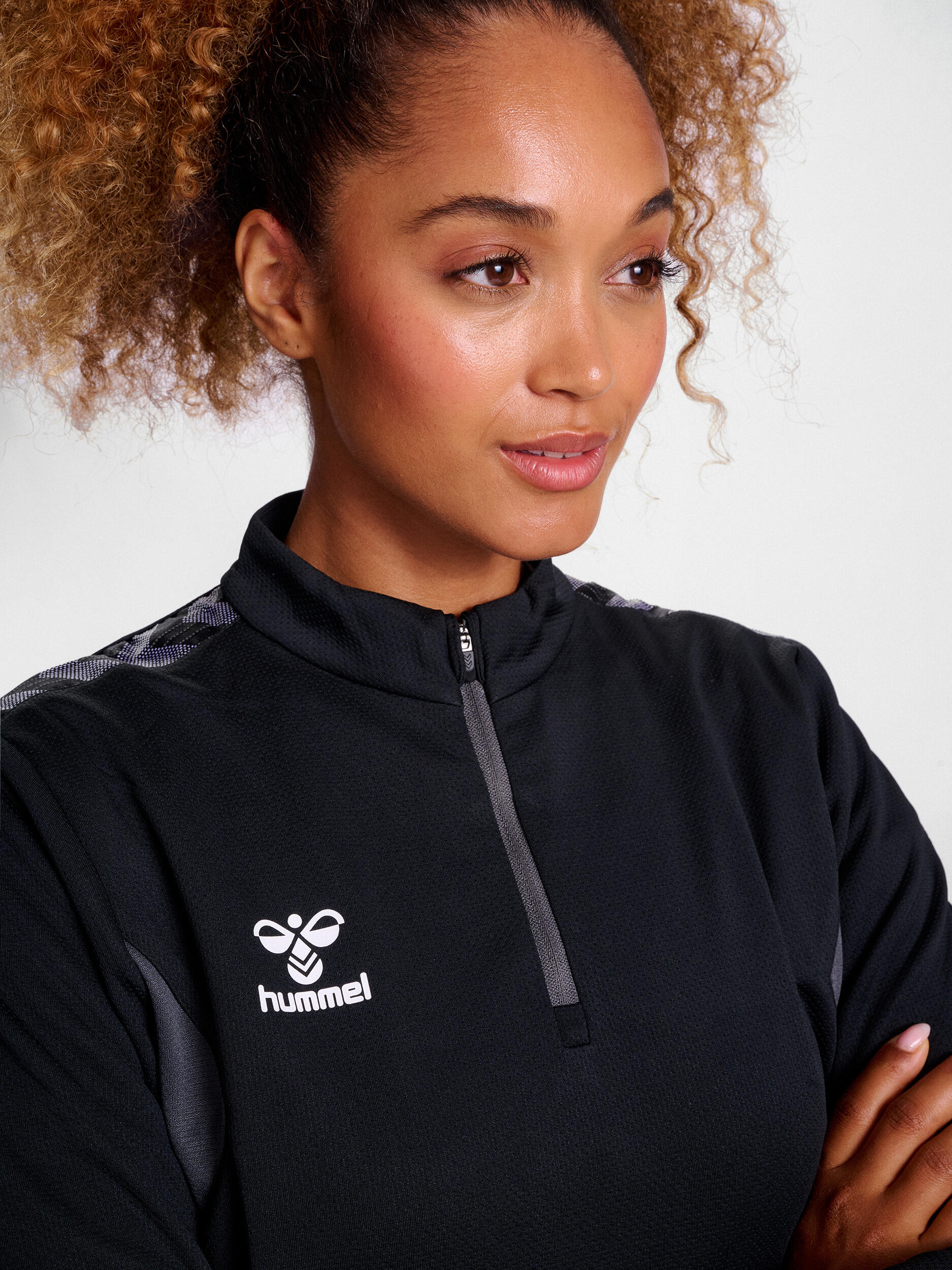 Giacca tuta donna con mezza zip Hummel Authentic 3/7