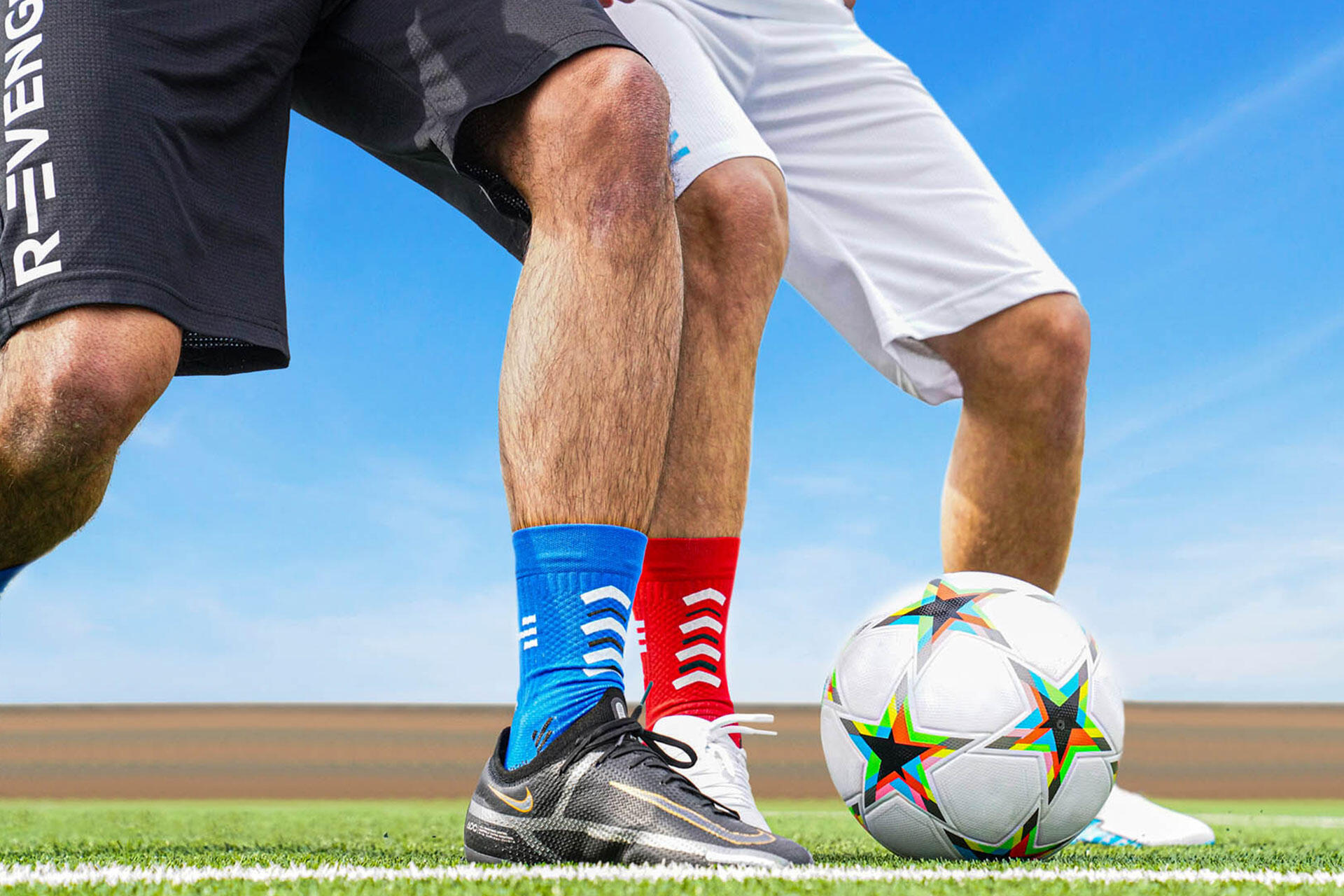 Calcetines de fútbol rojos antideslizantes. 4/7