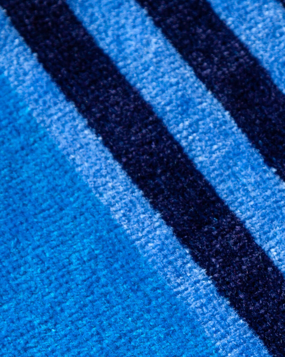ELEGANTE BLAUWE JACQUARD HANDDOEK 4/5