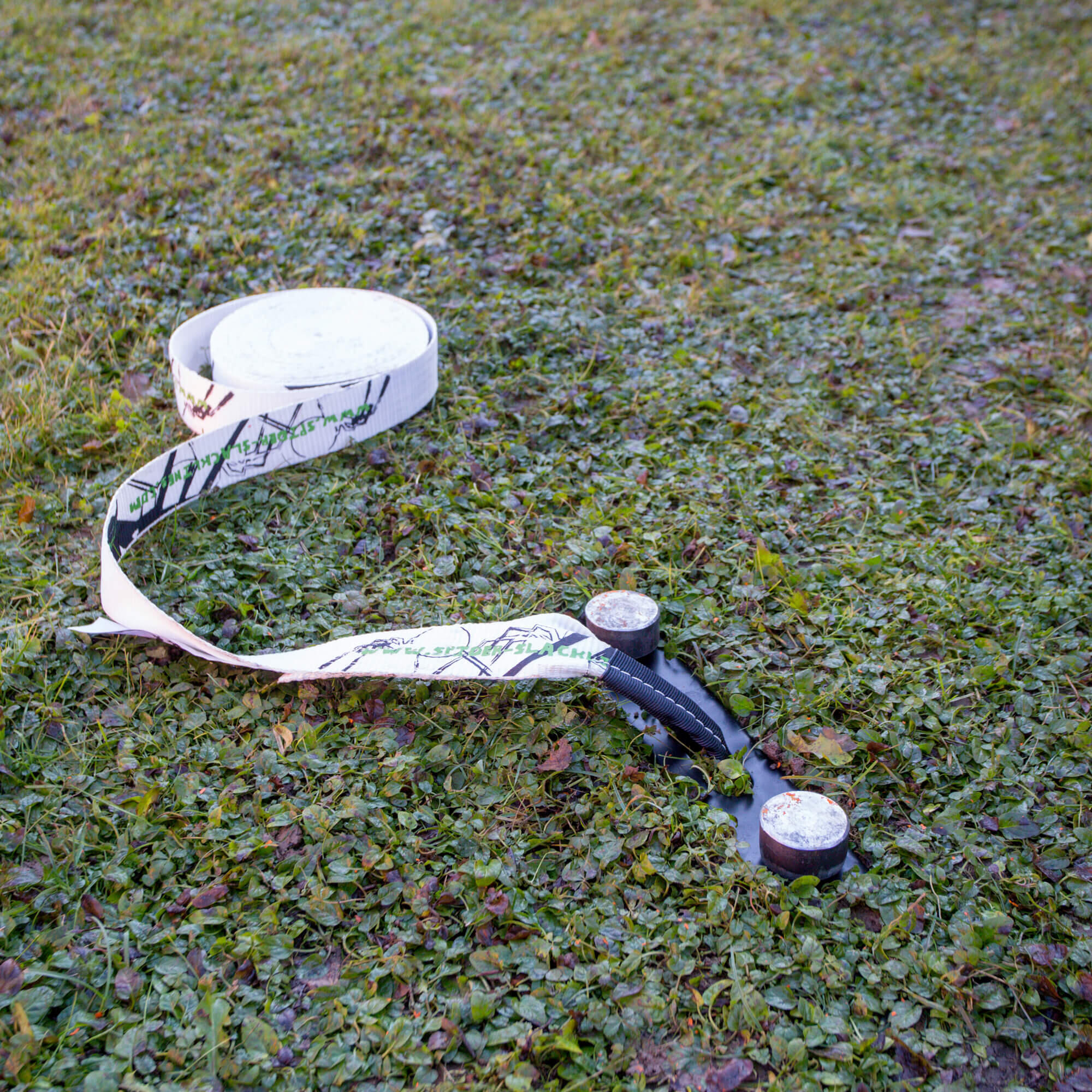 Outdoor Kit White Line - 2 Cavalletti regolabili in Altezza + 1 Slackline 15mt 7/7
