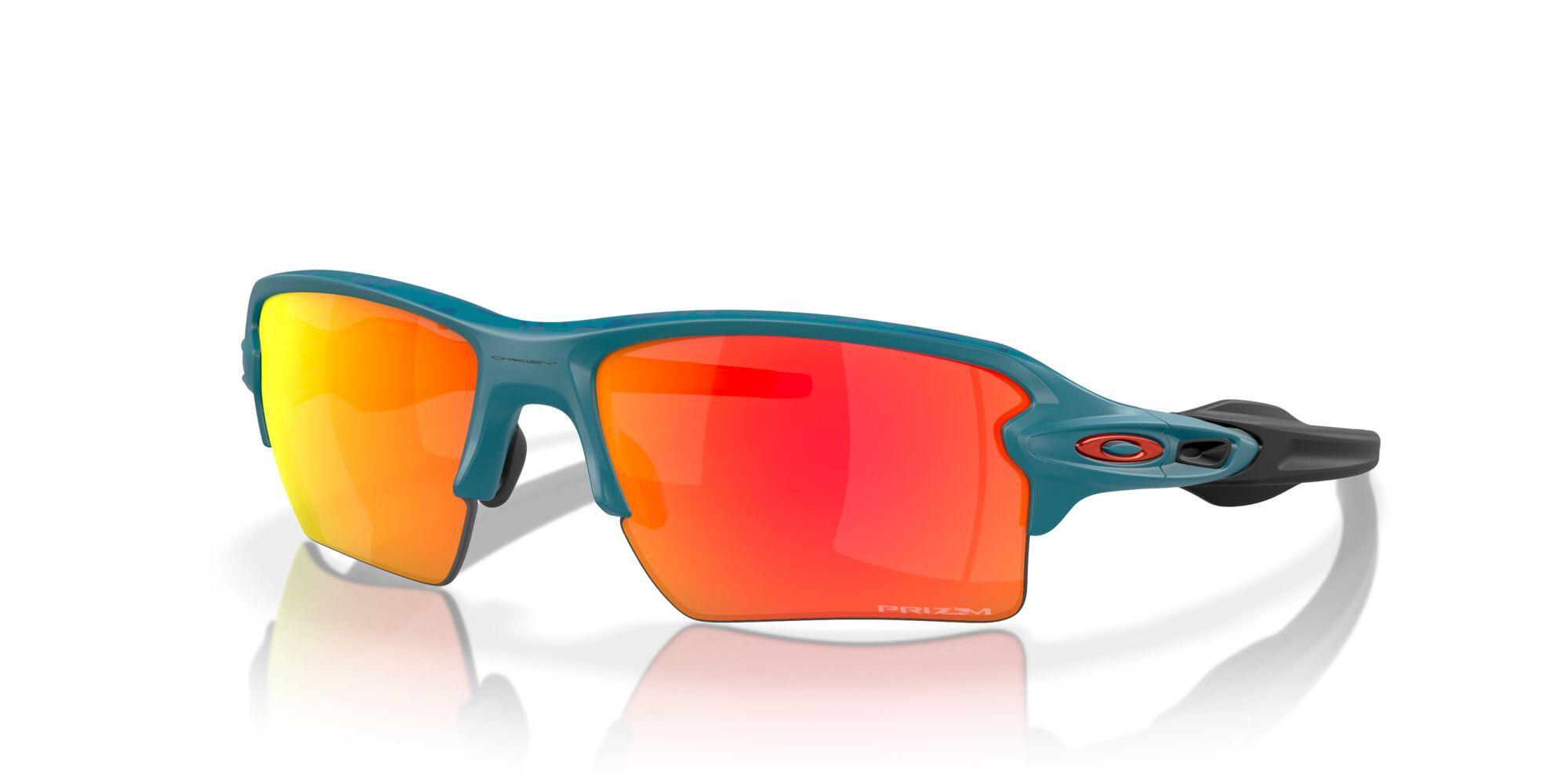 OAKLEY picture