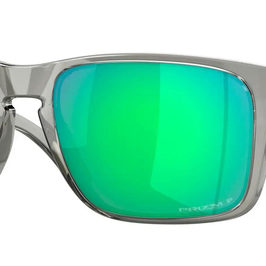 GREY / GREEN