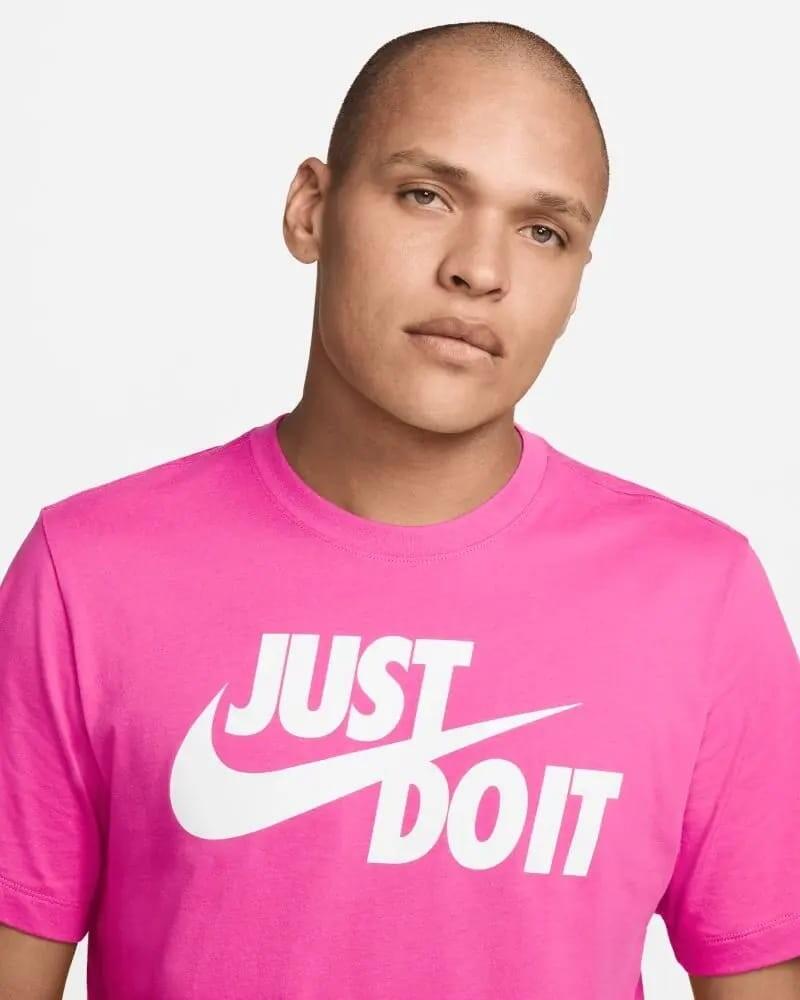 T-shirt uomo nike sportswear just do it - rosa 3/4